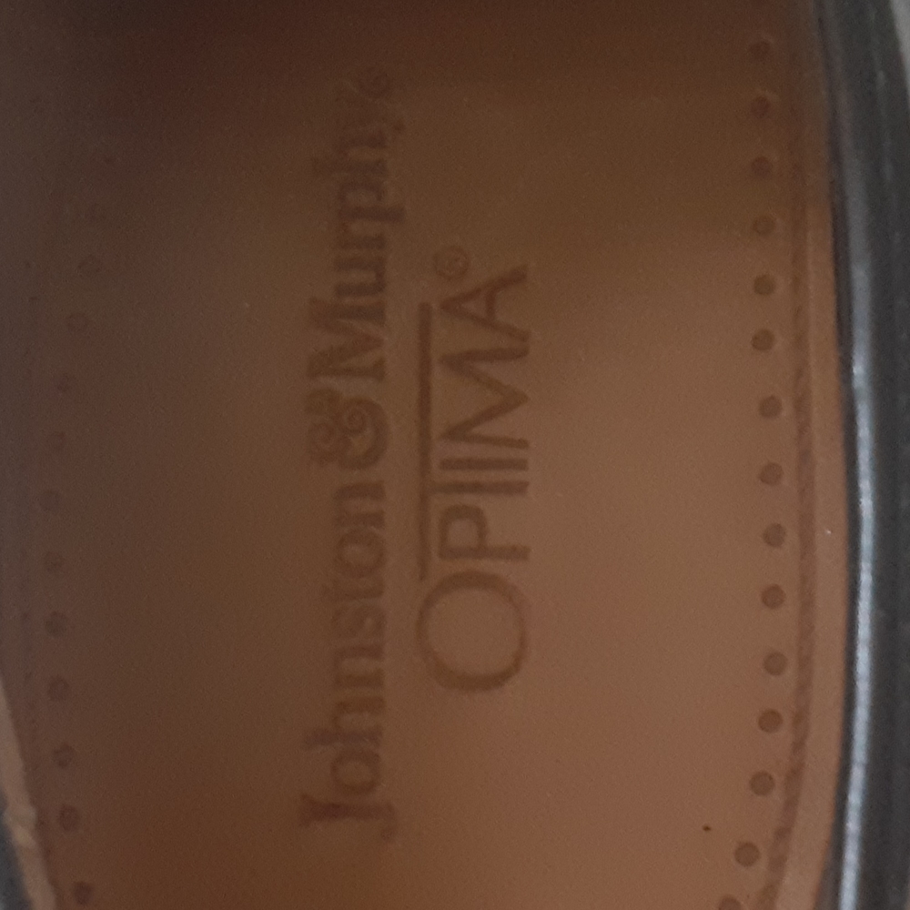 Shoes - Picture 3 of 8
